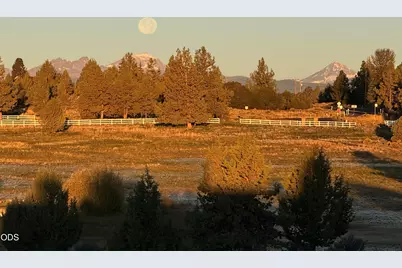 61345 Mountain Breezes Court, Bend, OR 97702 - Photo 36