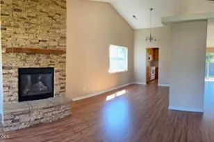 420 Westminster Dr, Eagle Point, OR 97524 - Photo 4