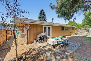 685 Talbot St, Eagle Point, OR 97524 - Photo 6