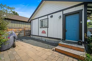 3047 NE Yellow Ribbon Dr, Bend, OR 97701 - Photo 28