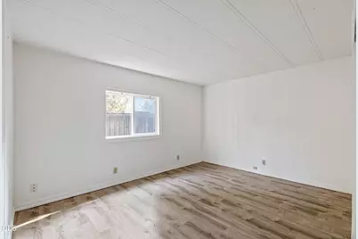 1523 SE Bronzewood Avenue, Bend, OR 97702 - Photo 14
