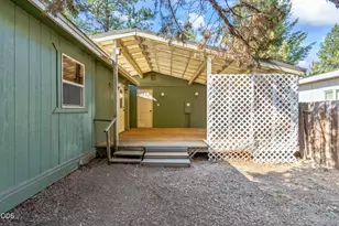 1523 SE Bronzewood Ave, Bend, OR 97702 - Photo 22