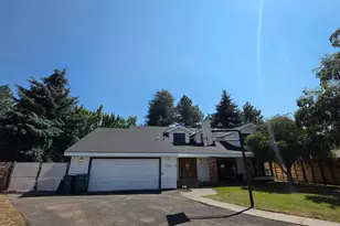 7116 Verda Vista Pl, Klamath Falls, OR 97603 - Photo 2