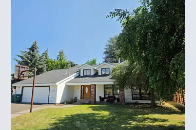 7116 Verda Vista Place, Klamath Falls, OR 97603 - Photo 1