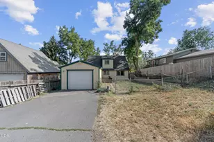 649 Front St, Klamath Falls, OR 97601 - Photo 36