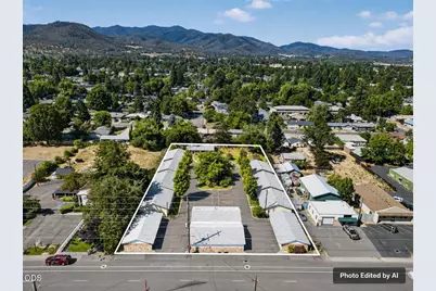 130 S Main Street, Phoenix, OR 97535 - Photo 62
