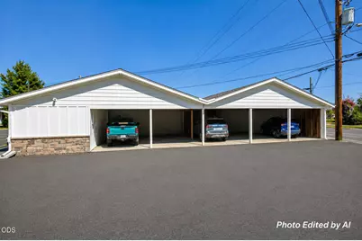 130 S Main Street, Phoenix, OR 97535 - Photo 52