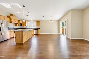 2287 Evie Ln, Grants Pass, OR 97527 - Photo 6