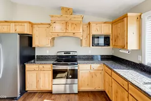 2287 Evie Ln, Grants Pass, OR 97527 - Photo 10