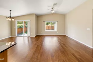 2287 Evie Ln, Grants Pass, OR 97527 - Photo 4