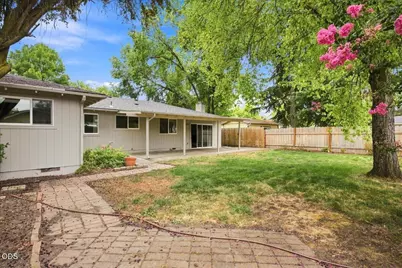 2905 El Dorado Drive, Medford, OR 97504 - Photo 28