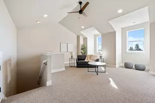 20556 NE Empire Ave, Bend, OR 97701 - Photo 28