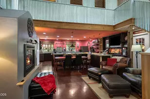 56038 Black Duck Rd, Bend, OR 97707 - Photo 2