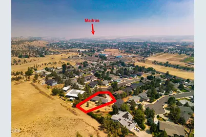 709 SW Lorraine Drive, Madras, OR 97741 - Photo 34