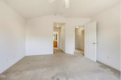 228 Talent Avenue #8, Talent, OR 97540 - Photo 18