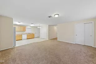 858 E 9th St, Medford, OR 97504 - Photo 44