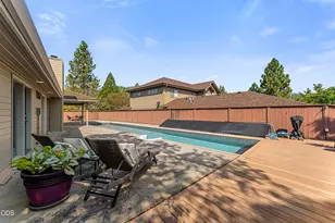 1615 NW Olmar Dr, Grants Pass, OR 97526 - Photo 6