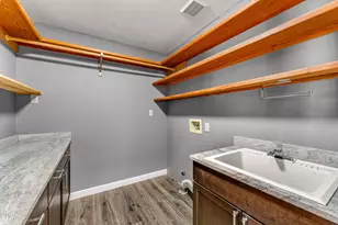 1615 NW Olmar Dr, Grants Pass, OR 97526 - Photo 18