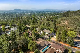 1615 NW Olmar Dr, Grants Pass, OR 97526 - Photo 36