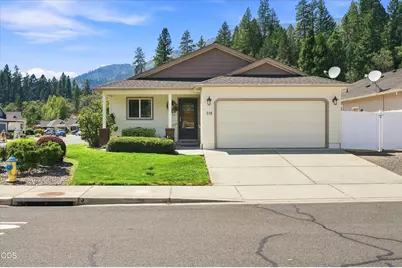 110 Westbrook Drive, Rogue River, OR 97537 - Photo 2
