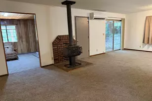 461 Fir Dr, Cave Junction, OR 97523 - Photo 4