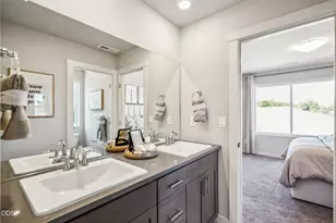 63107 NE Henningsen Pl, Bend, OR 97701 - Photo 16