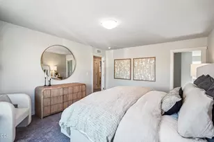 63107 NE Henningsen Pl, Bend, OR 97701 - Photo 14