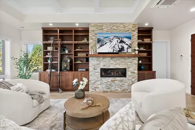 61649 Hosmer Lake Drive, Bend, OR 97702 - Photo 10