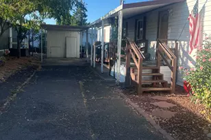 2385 Table Rock Rd, Medford, OR 97501 - Photo 18