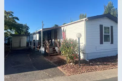 2385 Table Rock Road #SPC 2, Medford, OR 97501 - Photo 2