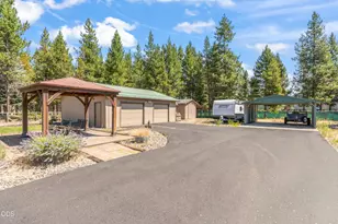 55872 Wood Duck Dr, Bend, OR 97707 - Photo 22