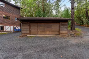 300 Dunlap Rd, Jacksonville, OR 97530 - Photo 64