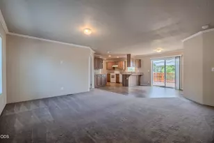 158 Train Ln, Shady Cove, OR 97539 - Photo 10