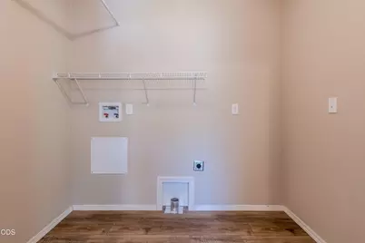 158 Train Lane, Shady Cove, OR 97539 - Photo 6