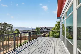 4200 Falcon Ridge Terrace, Medford, OR 97504 - Photo 34