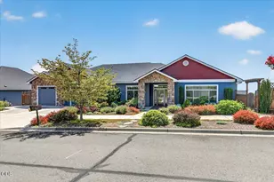 4200 Falcon Ridge Terrace, Medford, OR 97504 - Photo 46