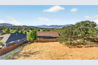 4200 Falcon Ridge Terrace, Medford, OR 97504 - Photo 38