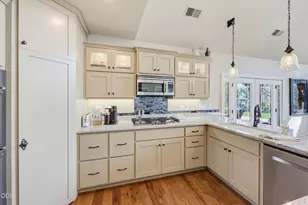 2355 Johns Peak Rd, Central Point, OR 97502 - Photo 84
