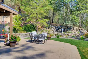 2355 Johns Peak Rd, Central Point, OR 97502 - Photo 72