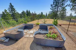 2355 Johns Peak Rd, Central Point, OR 97502 - Photo 54