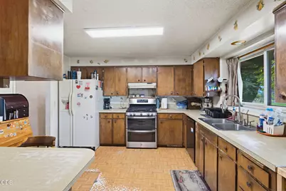 3007 Erline Way, Medford, OR 97502 - Photo 10