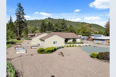 3248 Griffin Creek Road, Medford, OR 97501 - Photo 44