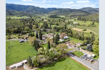 3248 Griffin Creek Road, Medford, OR 97501 - Photo 58