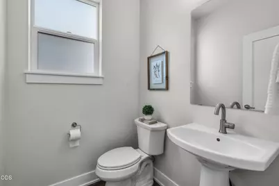 3726 NE Petrosa Avenue, Bend, OR 97701 - Photo 18