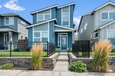 3726 NE Petrosa Avenue, Bend, OR 97701 - Photo 1