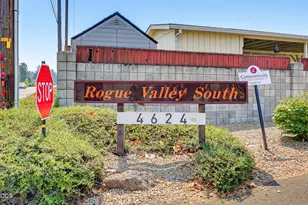 4624 S Pacific Hwy, Phoenix, OR 97535 - Photo 24