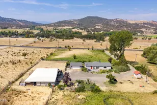 1241 Dry Creek Rd, Eagle Point, OR 97524 - Photo 4