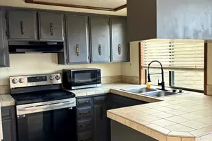1198 Morrow Rd, Medford, OR 97504 - Photo 10