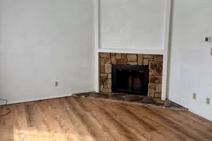 1198 Morrow Rd, Medford, OR 97504 - Photo 2