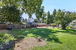 1735 Parkdale Dr, Grants Pass, OR 97527 - Photo 26